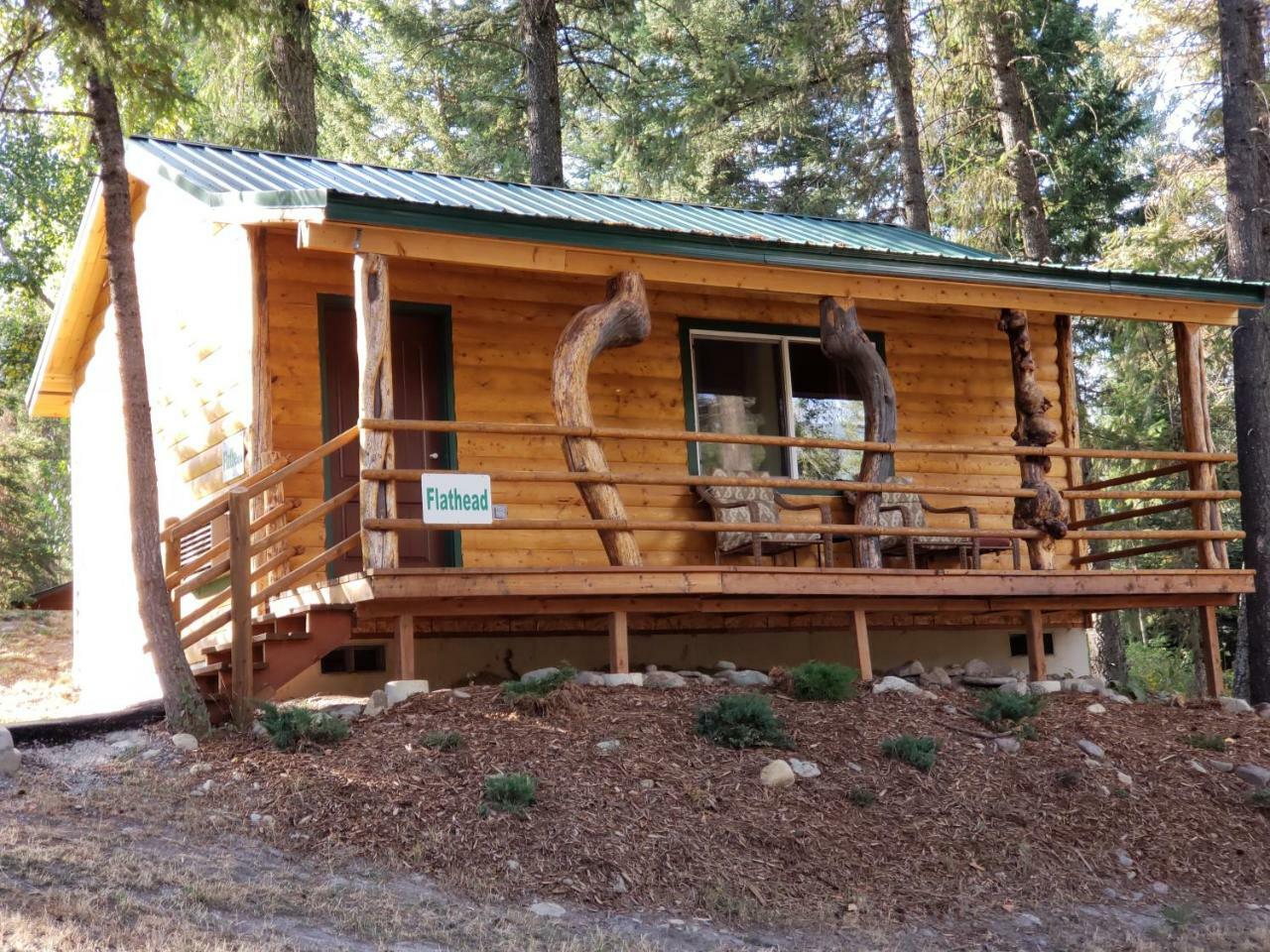 Riverfront Motel & Cabins Thompson Falls Exteriör bild